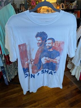 White Short-Sleeve Graphic Tee